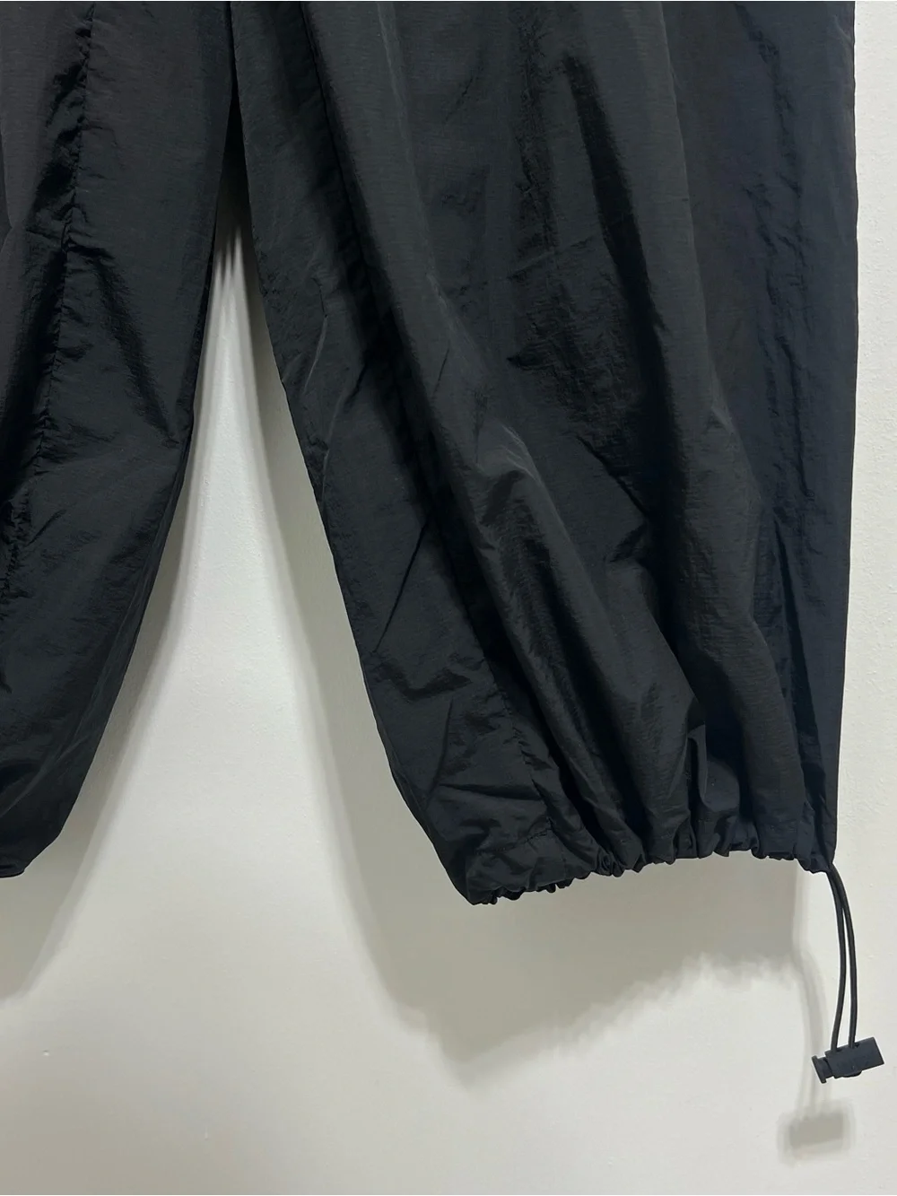 AJE NWT Black Belted Rip Stop Pant 502